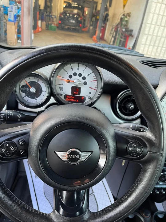 2012 Mini Mini 2nd Gen - Image 17 of 18
