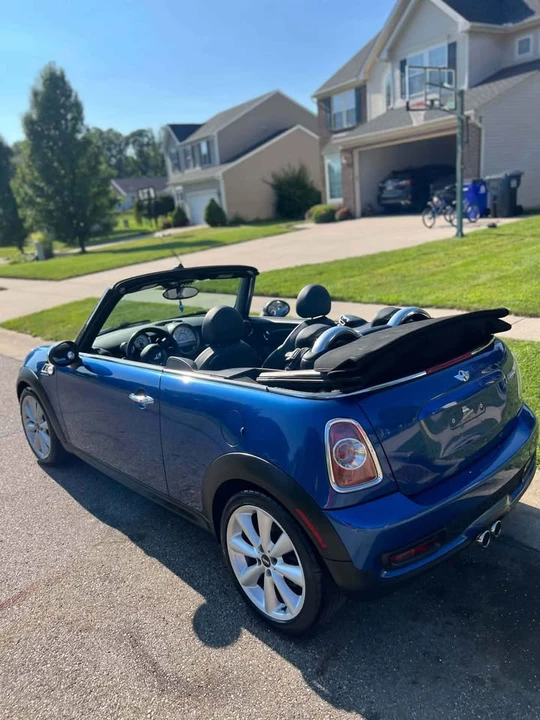 2012 Mini Mini 2nd Gen - Image 2 of 19
