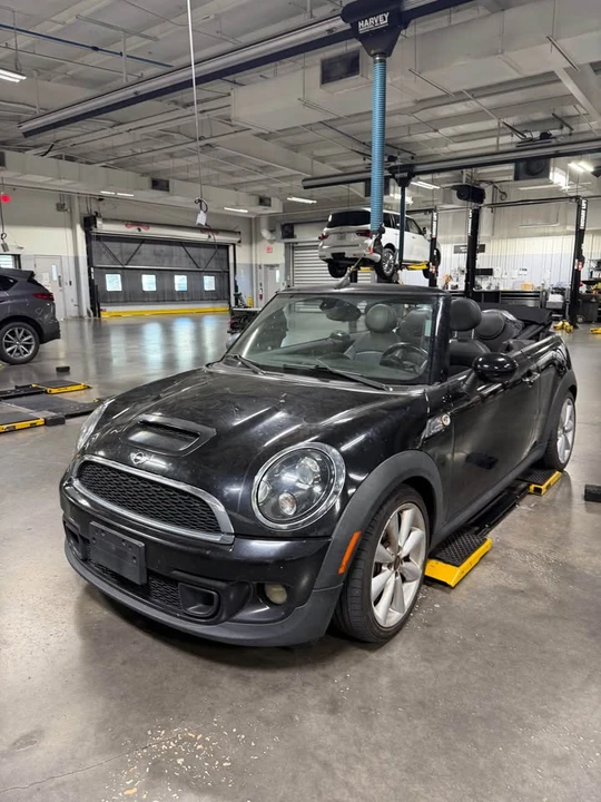 2012 Mini Mini 2nd Gen - Image 3 of 4