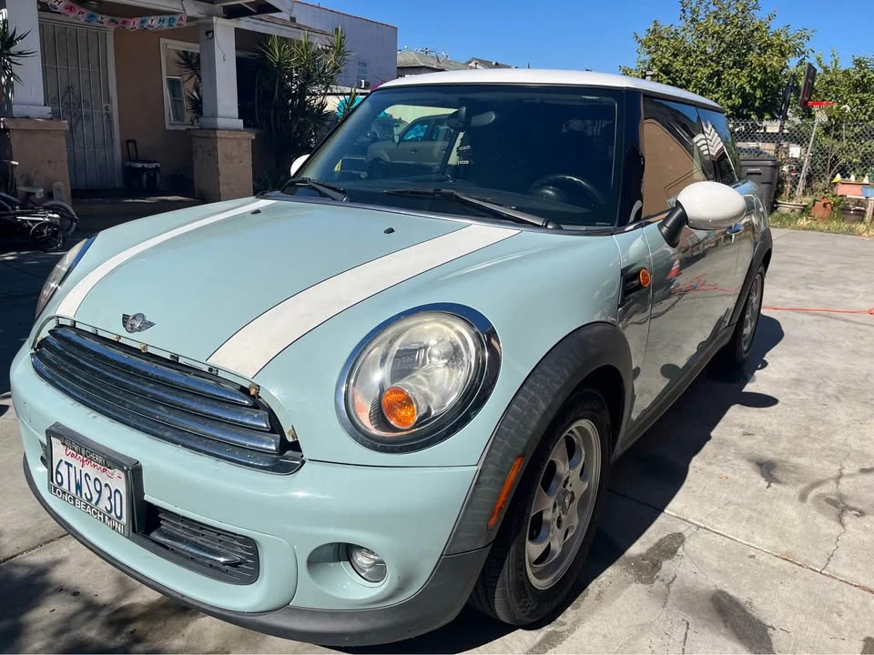 2012 Mini Mini 2nd Gen - Image 3 of 8