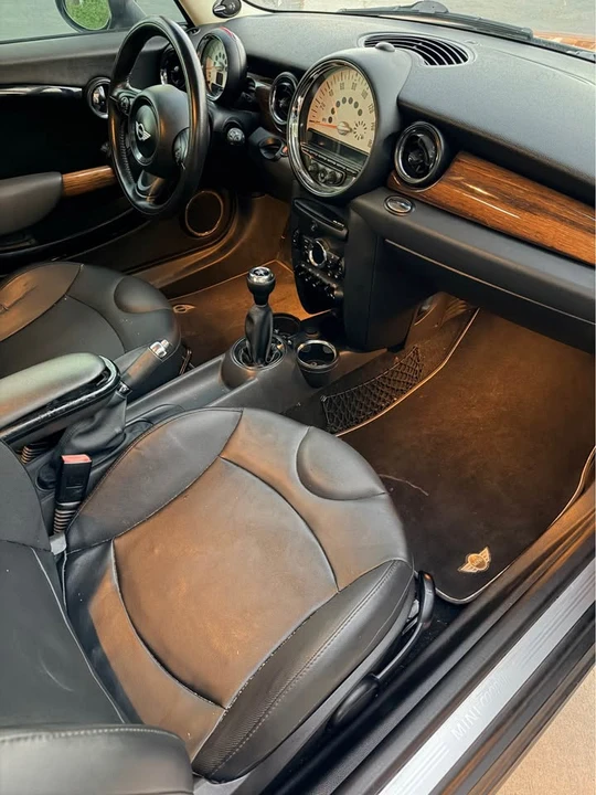 2012 Mini Mini 2nd Gen - Image 7 of 8