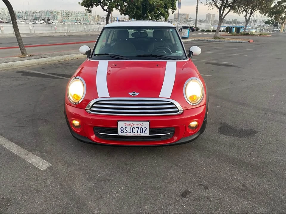 2012 Mini Mini 2nd Gen - Image 2 of 5