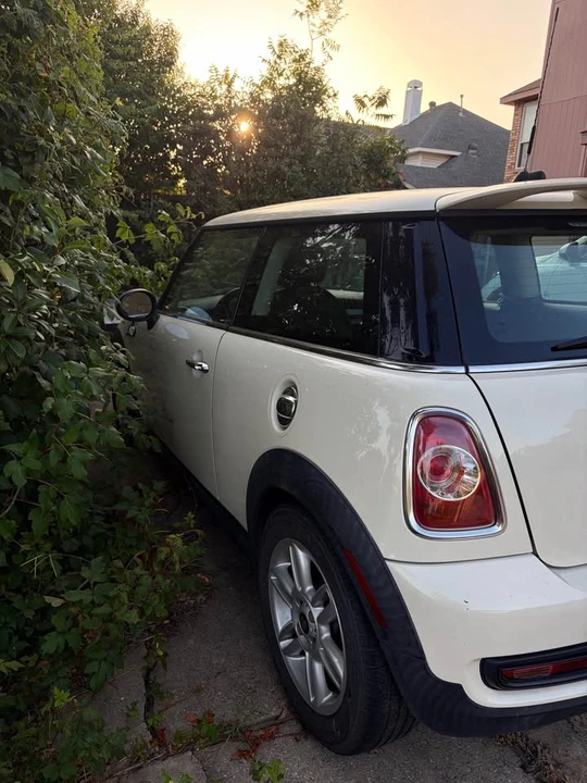 2012 Mini Mini 2nd Gen - Image 4 of 11