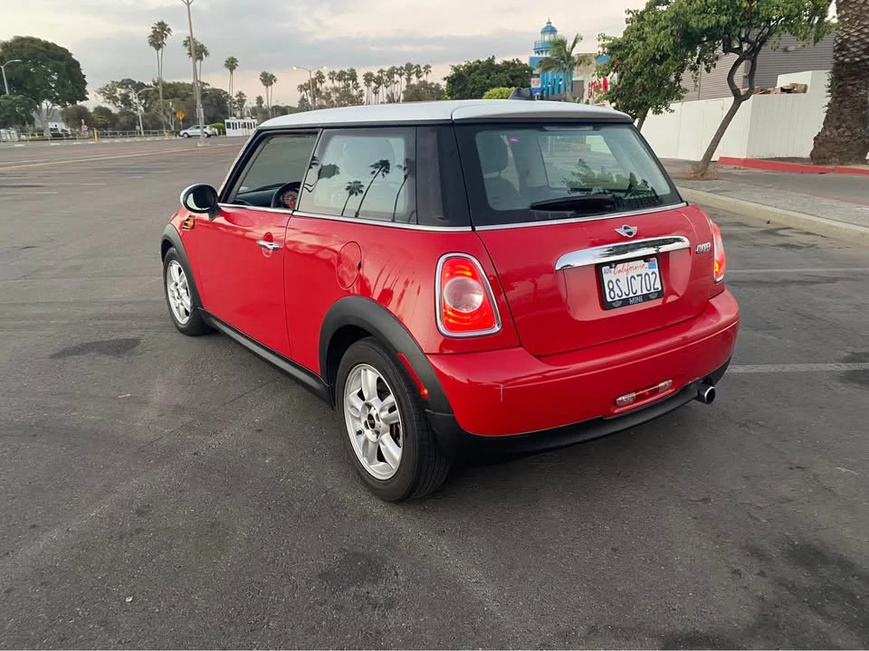 2012 Mini Mini 2nd Gen - Image 4 of 5