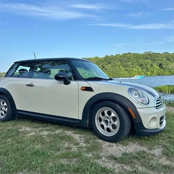 2012 MINI Cooper Cooper Hatchback 2D