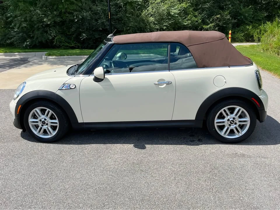2012 Mini Mini 2nd Gen - Image 2 of 19