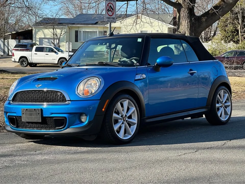 2012 Mini Mini 2nd Gen - Image 2 of 20