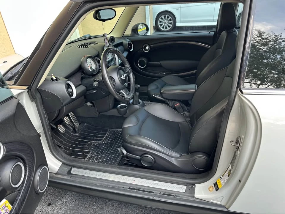 2012 Mini Mini 2nd Gen - Image 6 of 9