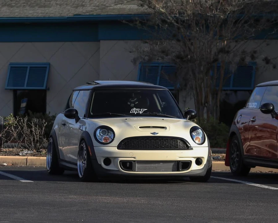 2012 Mini Mini 2nd Gen - Image 6 of 11