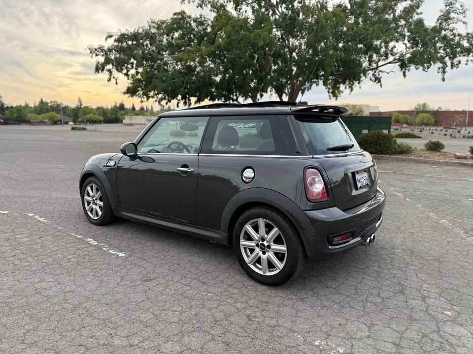 2012 Mini Mini 2nd Gen - Image 16 of 18
