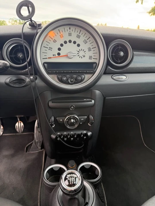 2012 Mini Mini 2nd Gen - Image 6 of 18