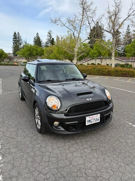 2012 Mini Mini 2nd Gen - Image 3 of 18