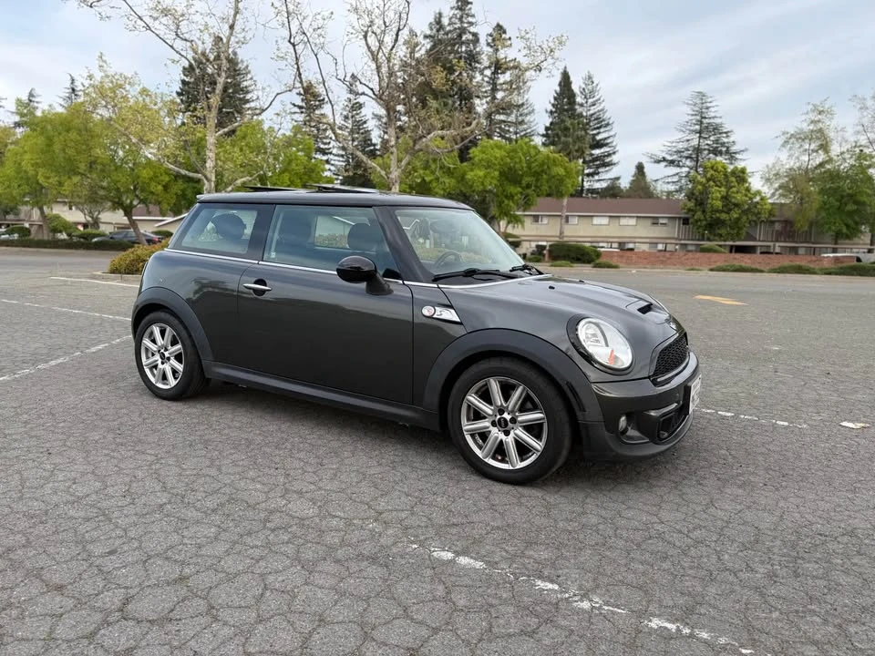 2012 Mini Mini 2nd Gen - Image 12 of 18