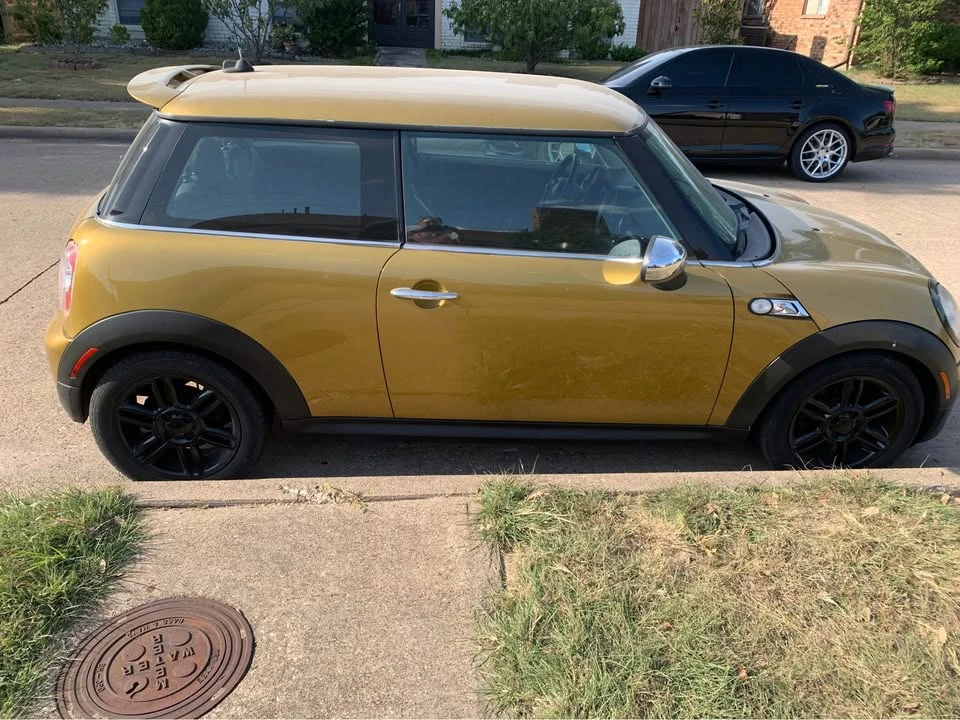 2012 Mini Mini 2nd Gen - Image 3 of 12