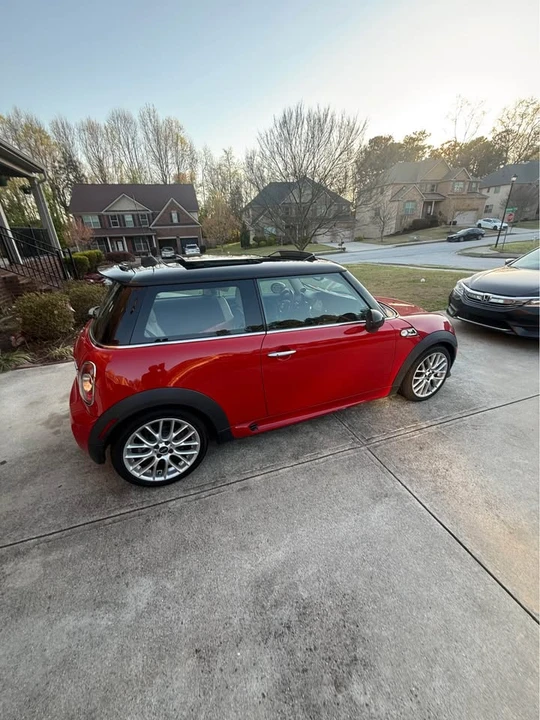 2012 Mini Mini 2nd Gen - Image 2 of 6