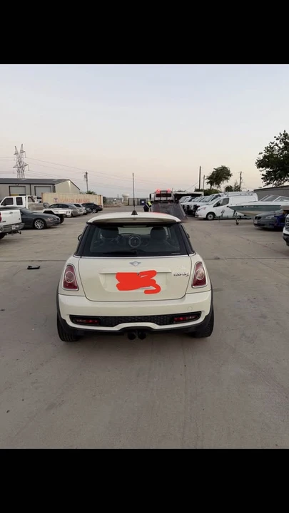 2012 Mini Mini 2nd Gen - Image 4 of 8
