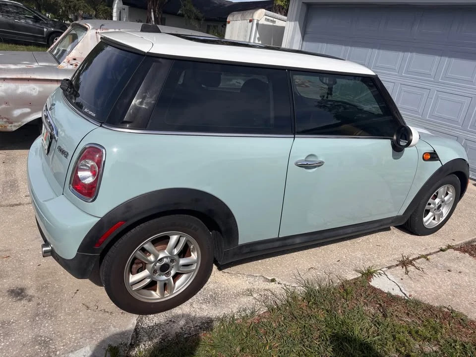 2012 Mini Mini 2nd Gen - Image 2 of 7