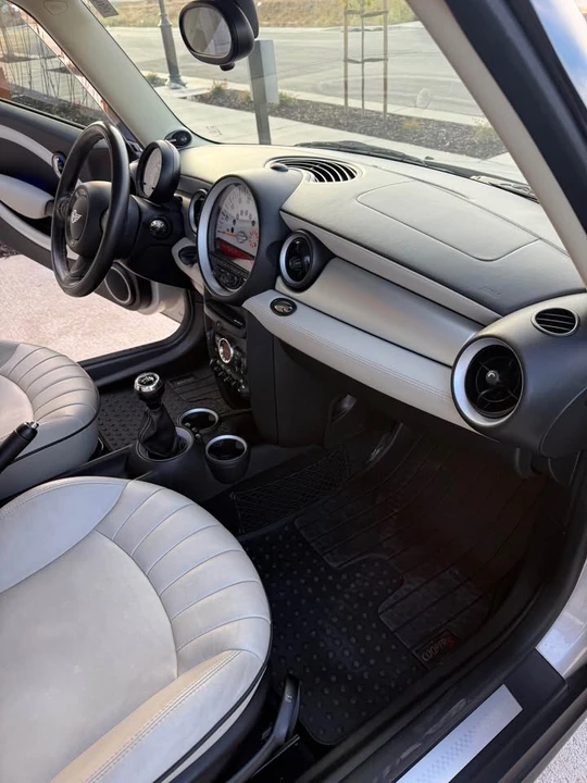 2012 Mini Mini 2nd Gen - Image 19 of 20