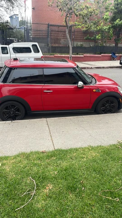 2012 Mini Mini 2nd Gen - Image 6 of 6