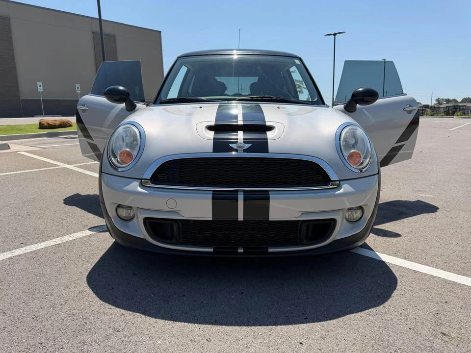 2012 Mini Mini 2nd Gen - Image 9 of 12