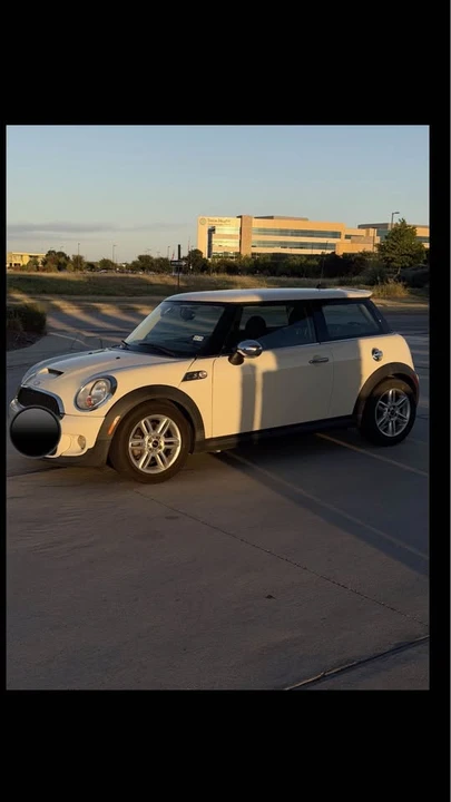 2012 Mini Mini 2nd Gen - Image 3 of 5