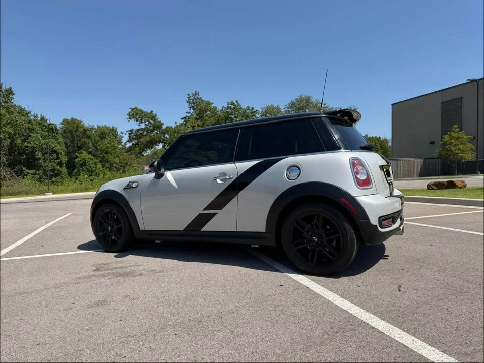 2012 Mini Mini 2nd Gen - Image 4 of 12