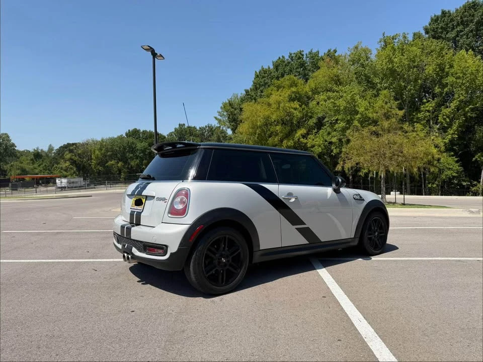 2012 Mini Mini 2nd Gen - Image 3 of 12