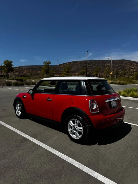 2012 Mini Mini 2nd Gen - Image 3 of 11