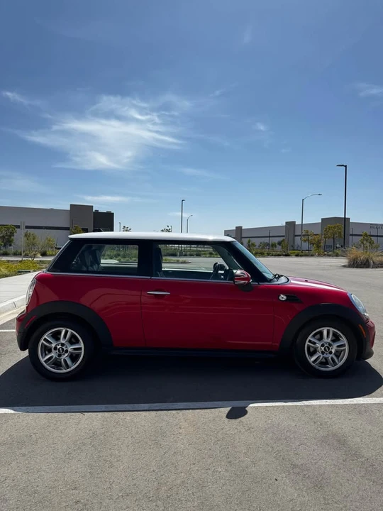 2012 Mini Mini 2nd Gen - Image 5 of 11