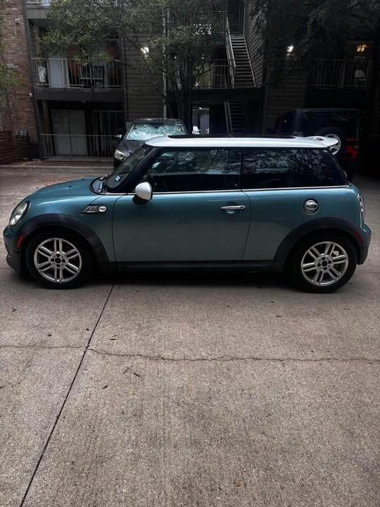 2012 Mini Mini 2nd Gen - Image 3 of 15