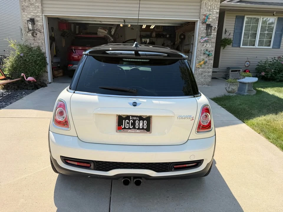 2012 Mini Mini 2nd Gen - Image 2 of 8