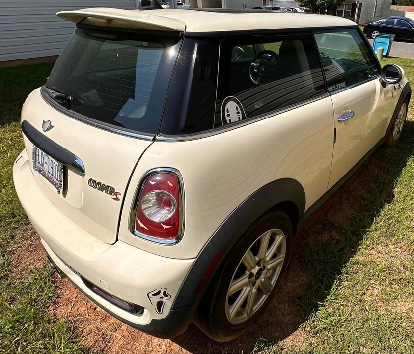 2012 Mini Mini 2nd Gen - Image 3 of 5