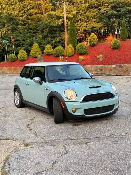 2012 Mini Mini 2nd Gen - Image 2 of 10