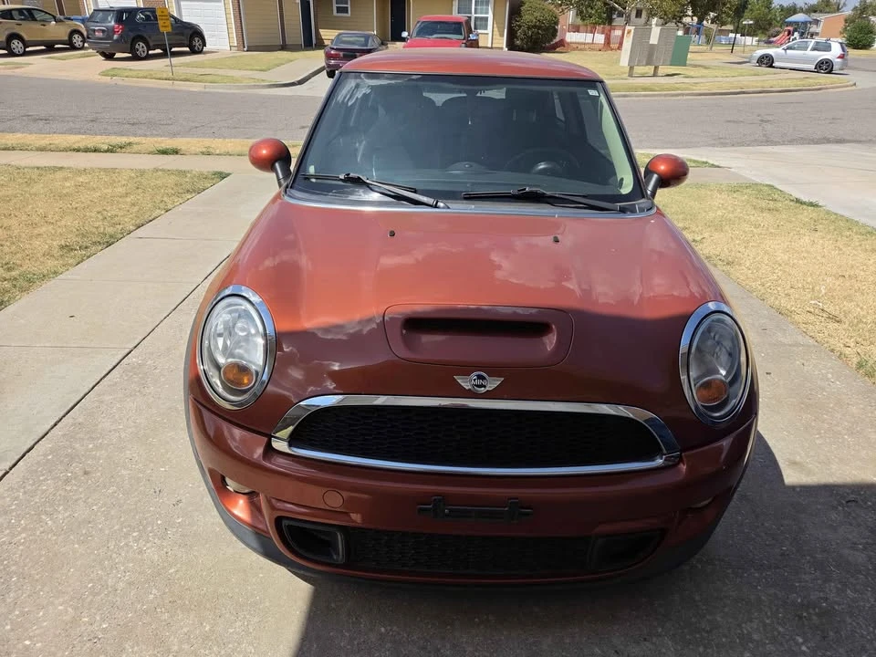 2012 Mini Mini 2nd Gen - Image 2 of 3