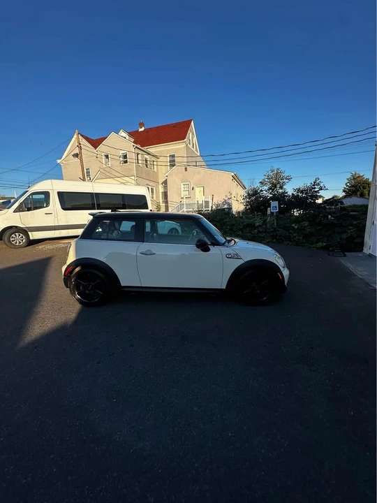2012 Mini Mini 2nd Gen - Image 7 of 13