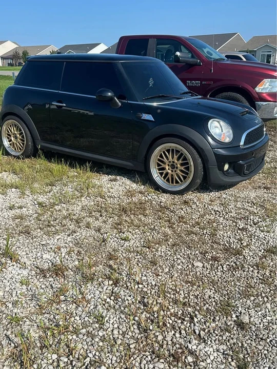 2012 Mini Mini 2nd Gen - Image 4 of 4