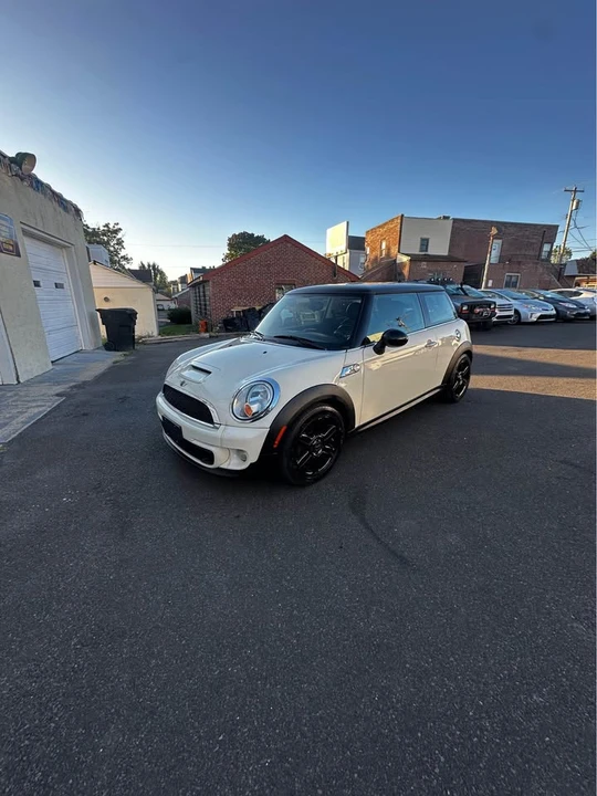 2012 Mini Mini 2nd Gen - Image 3 of 13