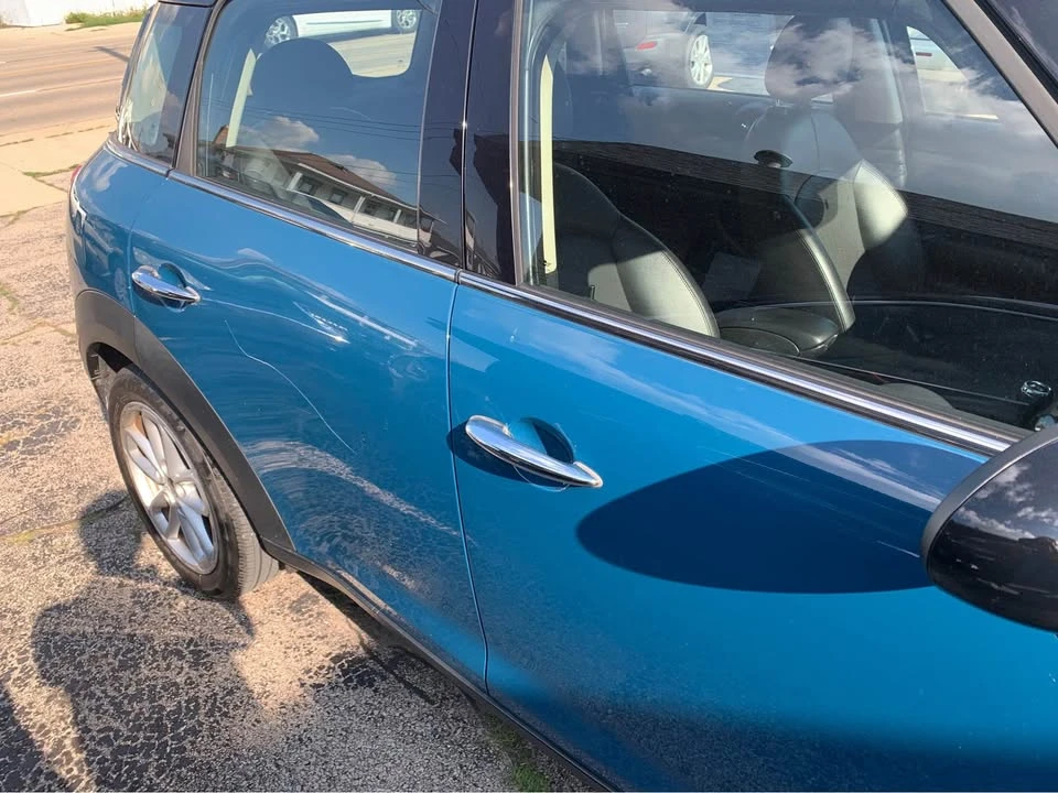 2012 Mini Mini 2nd Gen - Image 2 of 8
