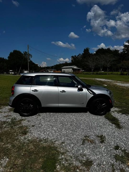 2012 Mini Mini 2nd Gen - Image 2 of 18