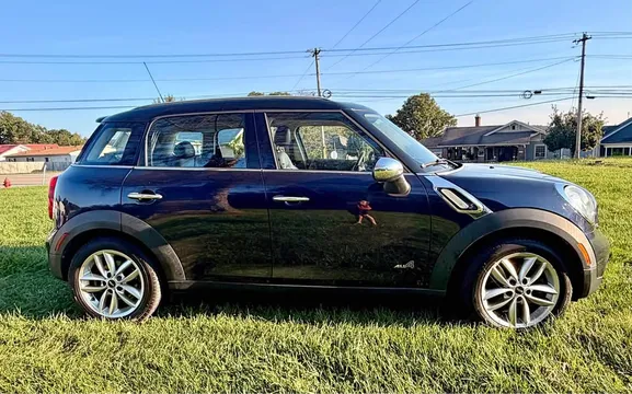 2012 MINI Cooper S Hatchback 4D