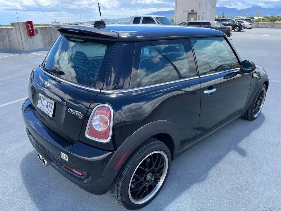 2012 Mini Coupe & Roadster - Image 3 of 6