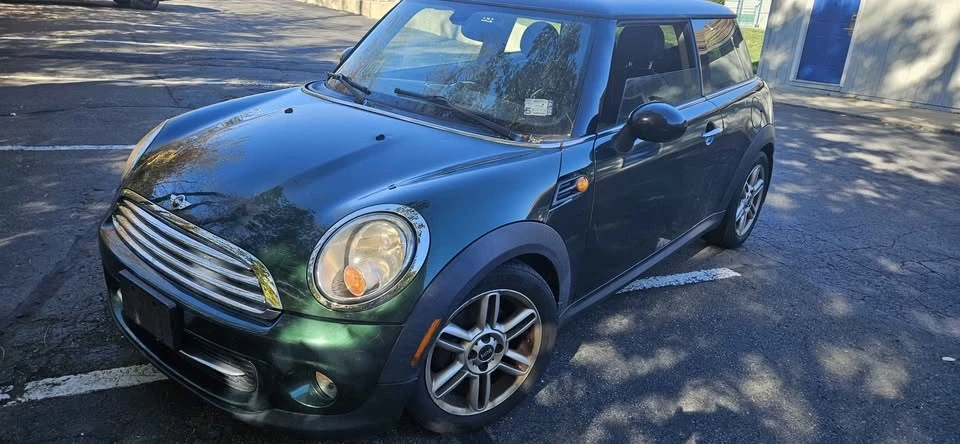 2012 Mini Coupe & Roadster - Image 3 of 11