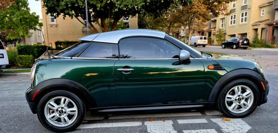 2012 Mini Coupe & Roadster - Image 4 of 12