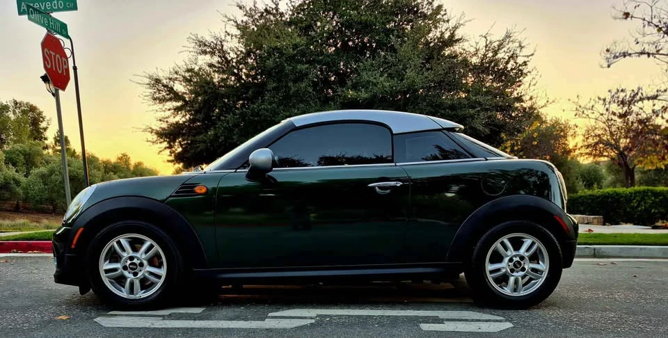 2012 Mini Coupe & Roadster - Image 2 of 12