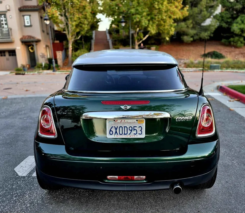 2012 Mini Coupe & Roadster - Image 6 of 12