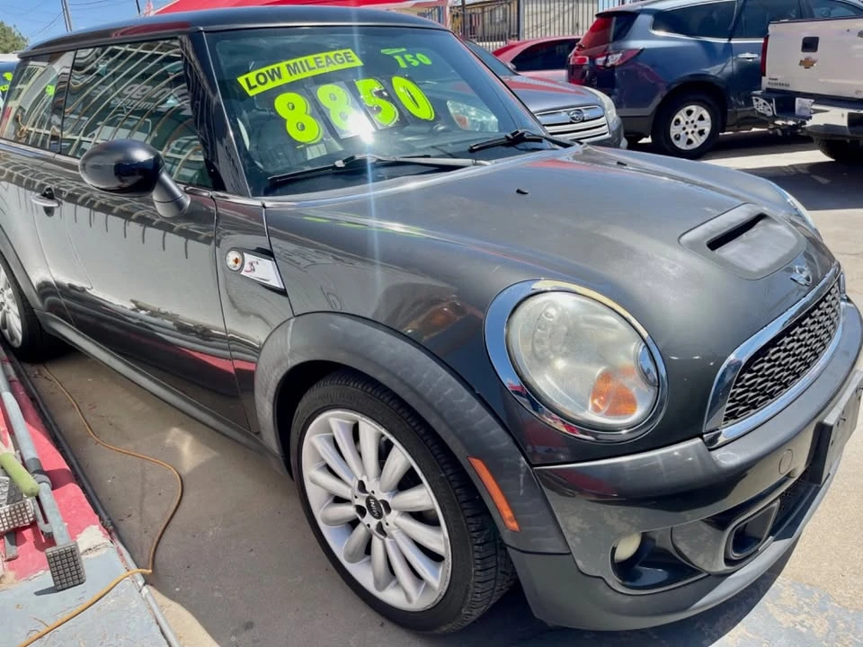 2012 Mini Mini 2nd Gen - Image 2 of 9