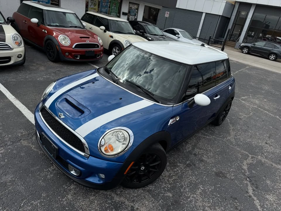 2012 Mini Mini 2nd Gen - Image 2 of 20