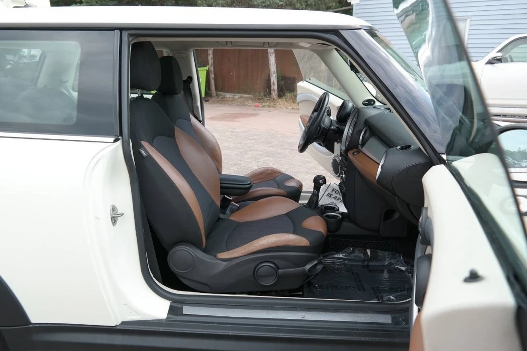 2012 Mini Mini 2nd Gen - Image 16 of 21