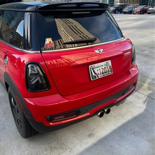 2012 Mini Mini 2nd Gen - Image 2 of 7