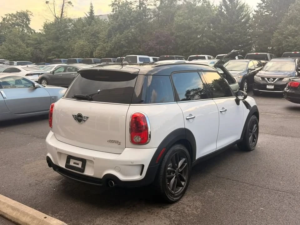 2012 Mini Mini 2nd Gen - Image 3 of 11